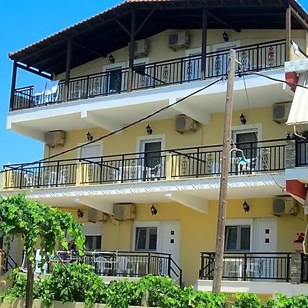 Hotel Konstantinos 2 3*